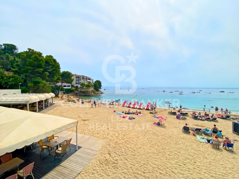 Roses, Catalonia, ES, 4 Bedrooms Bedrooms, ,2 BathroomsBathrooms,Residential,For Sale,1932080