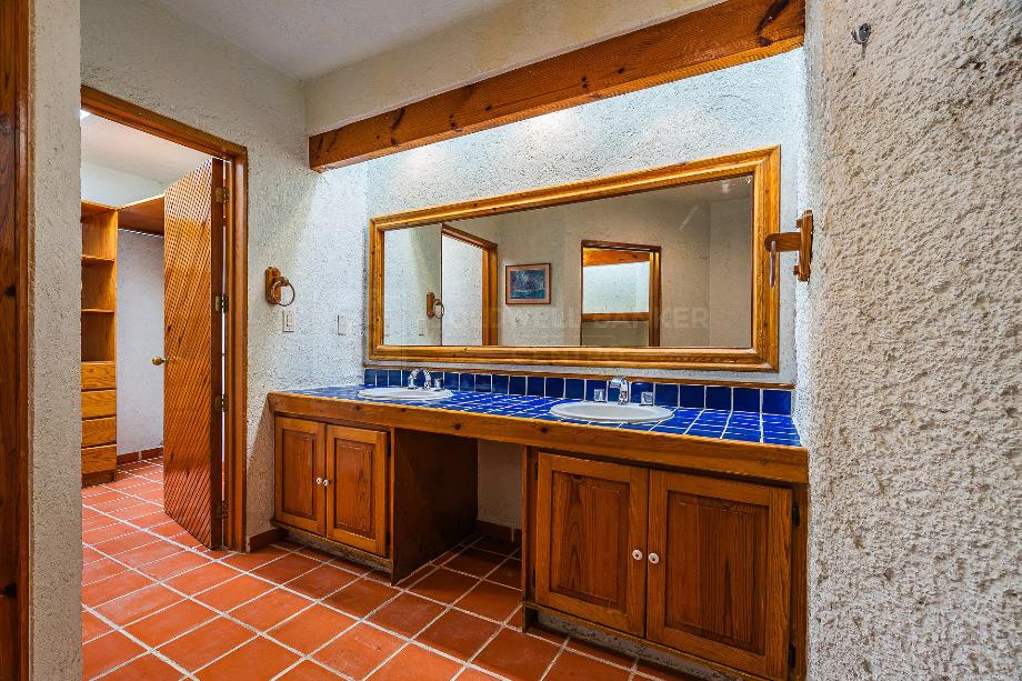 Querétaro, Querétaro, 76100, Mexico, 3 Bedrooms Bedrooms, ,3 BathroomsBathrooms,Residential,For Sale,1965428