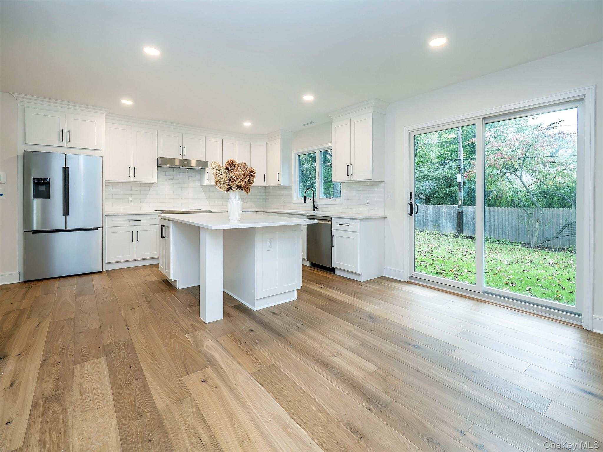  48 Buckeye Road, Glen Cove, NY, 11542 - 物件實景