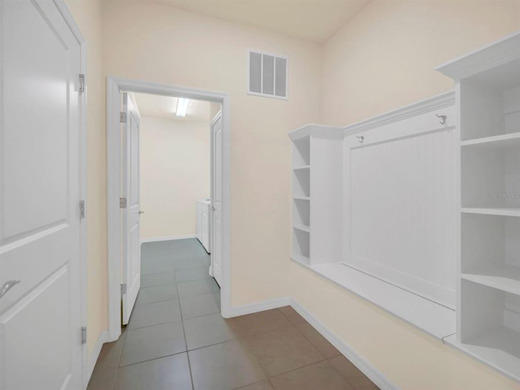 Davenport, Florida, 33897, United States, 10 Bedrooms Bedrooms, ,8 BathroomsBathrooms,Residential,For Sale,1736940