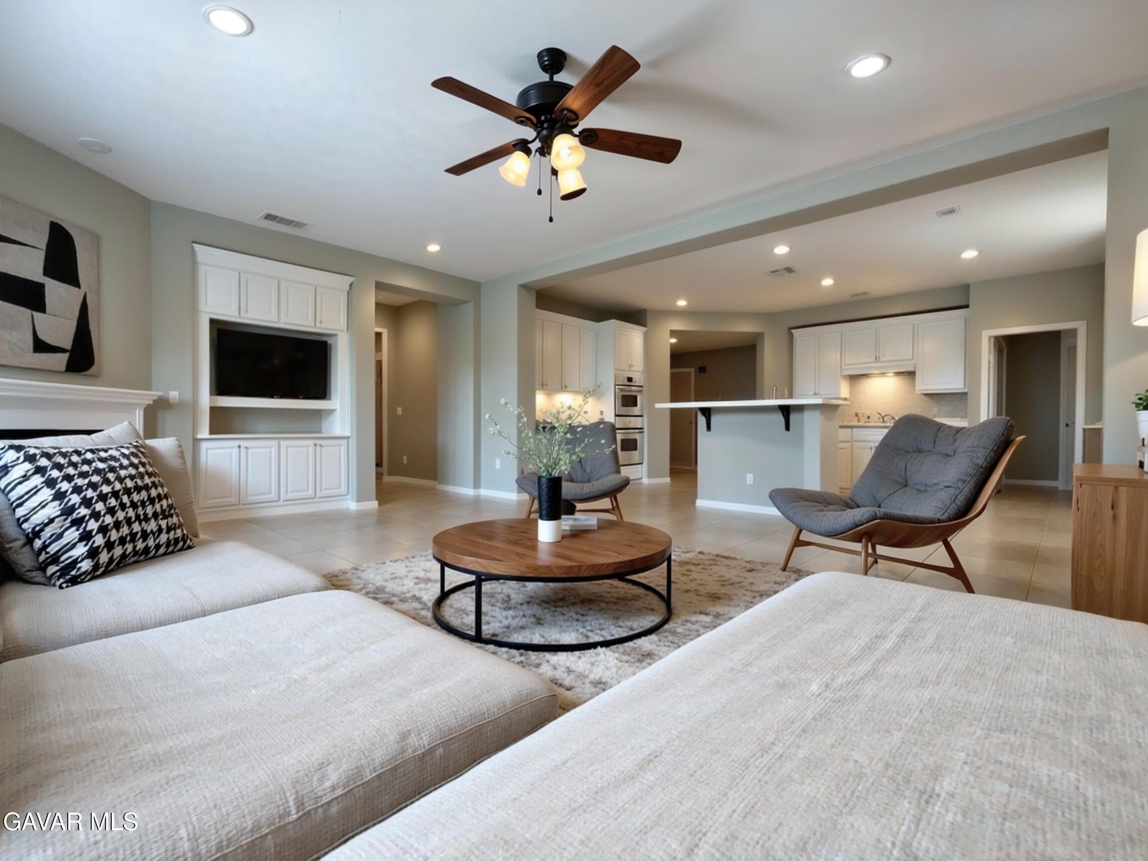 Palmdale, California, 93551, United States, 5 Bedrooms Bedrooms, ,3 BathroomsBathrooms,Residential,For Sale,2005928