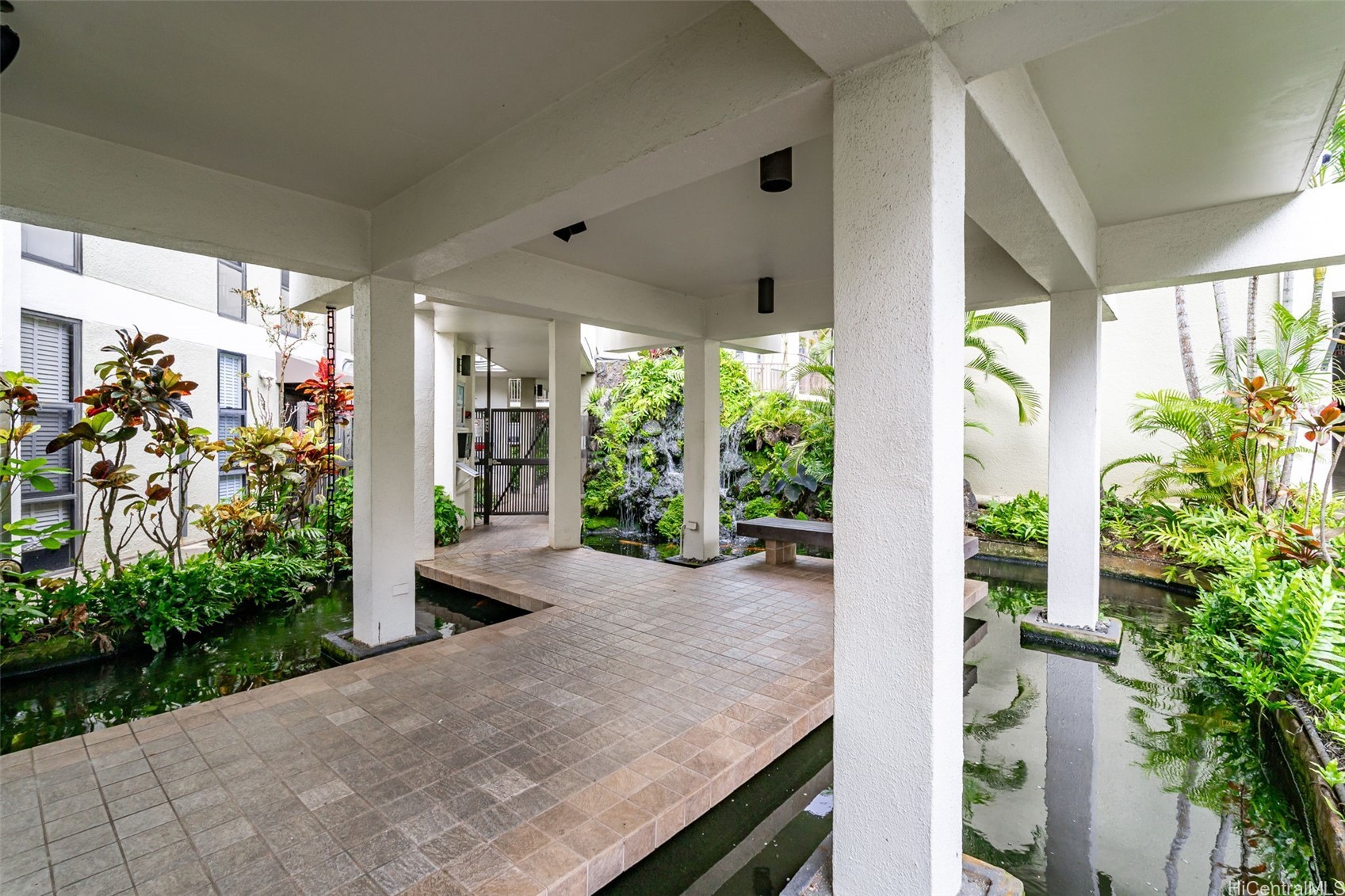 Kailua, Hawaii, 96734, United States, 3 Bedrooms Bedrooms, ,2 BathroomsBathrooms,Residential,For Sale,1868467
