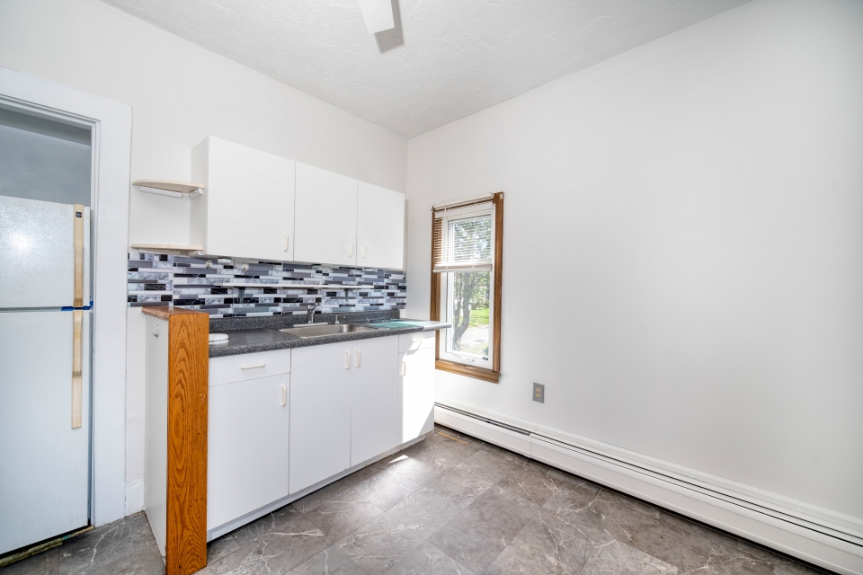 Hull, Massachusetts, 02045, United States, 6 Bedrooms Bedrooms, ,3 BathroomsBathrooms,Residential,For Sale,1978690