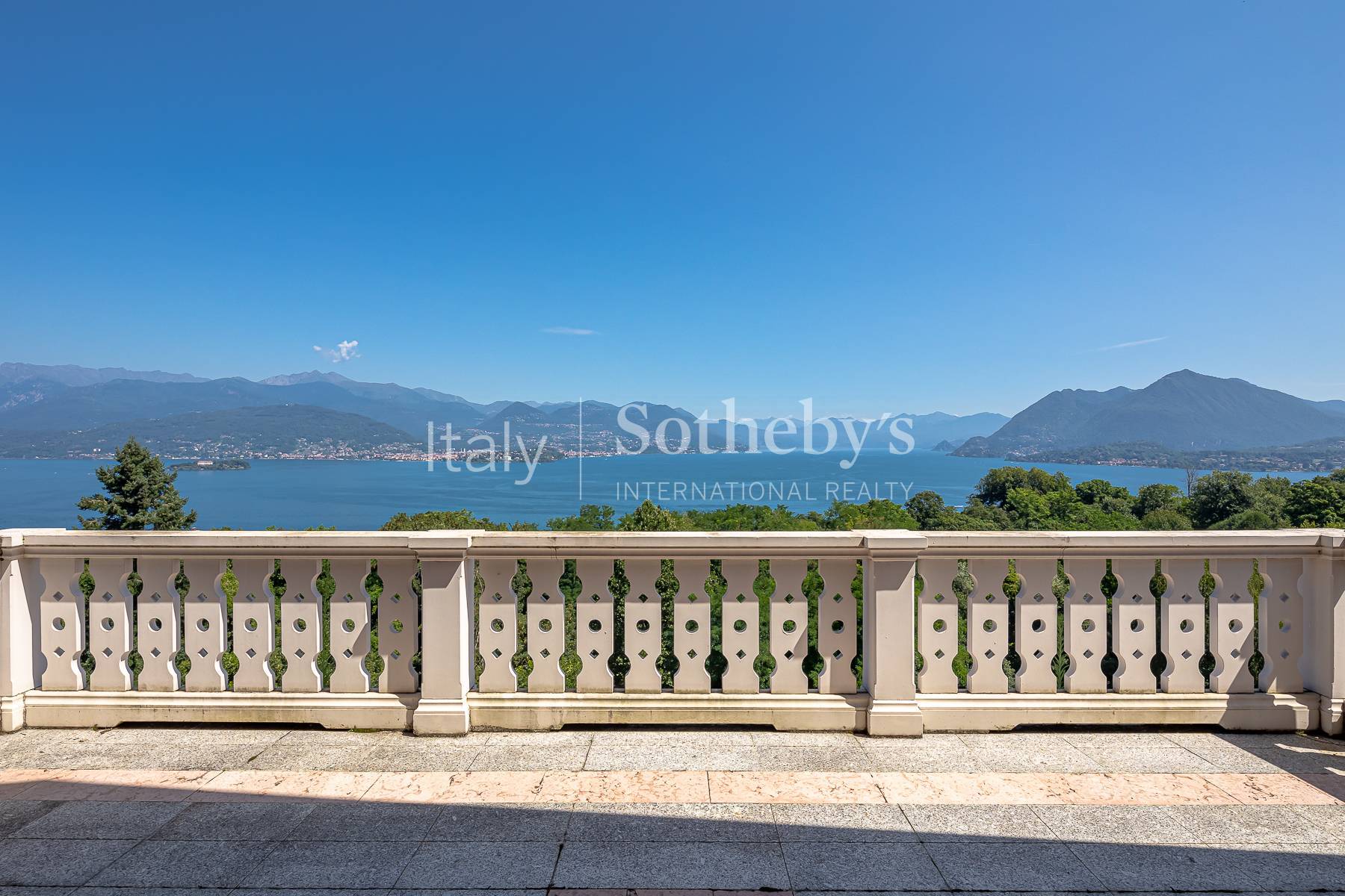  Historic Villa with Enchanting Views over Lake Maggiore - 物件實景