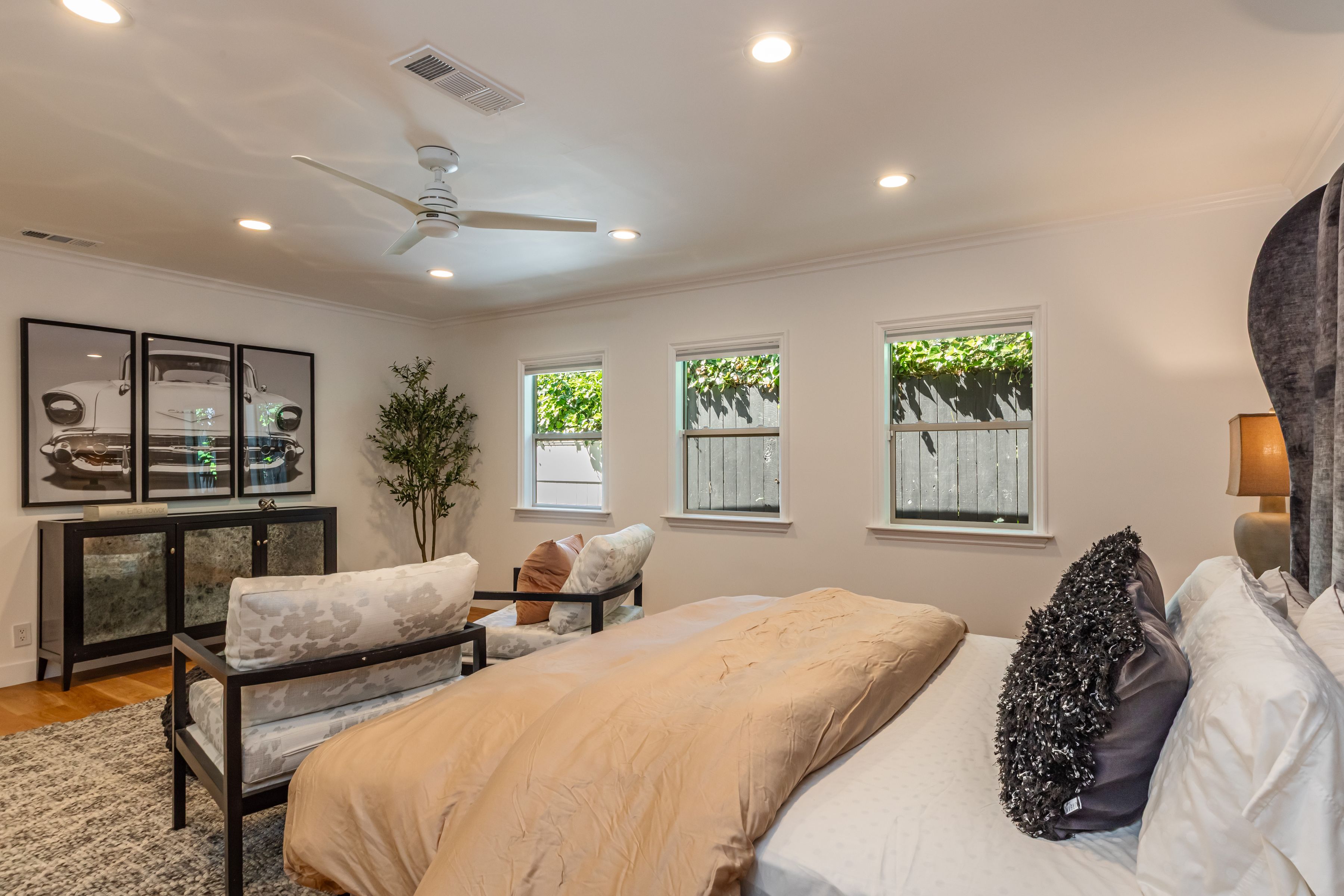  Thoughtfully Reimagined Tarzana Estate - 物件實景