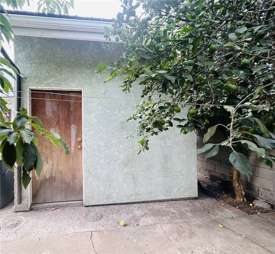 Los Angeles, California, 90033, United States, 4 Bedrooms Bedrooms, ,2 BathroomsBathrooms,Residential,For Sale,1938411