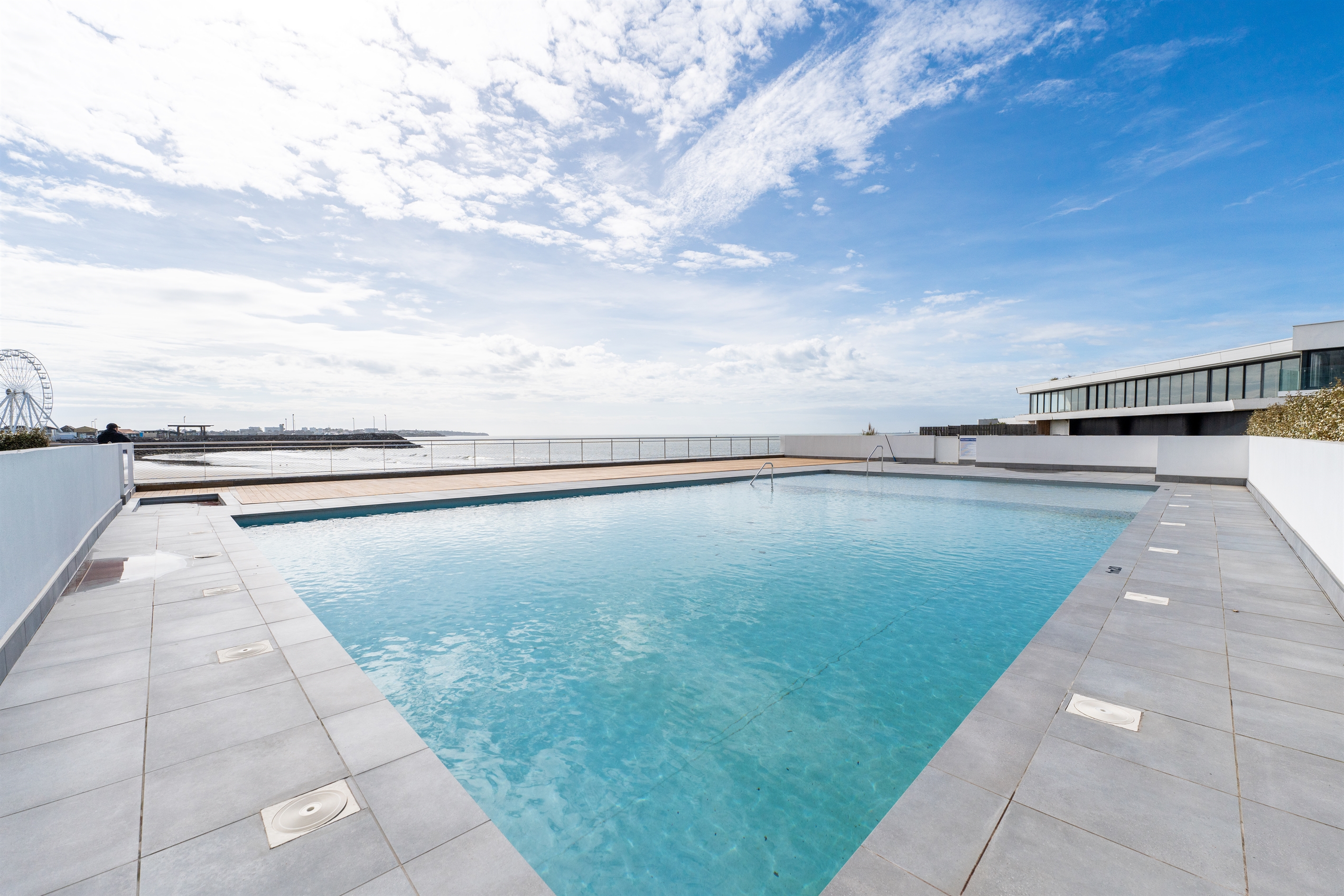  SUPERB APARTMENT WITH LARGE TERRACE AND SEA VIEW ROYAN - 物件實景