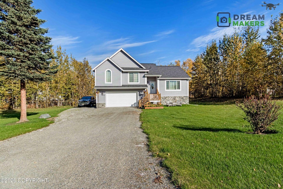Emperors Cir, Wasilla, AK 99623