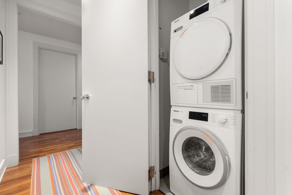 Boston, Massachusetts, 02210, United States, 2 Bedrooms Bedrooms, ,3 BathroomsBathrooms,Residential,For Sale,1770801