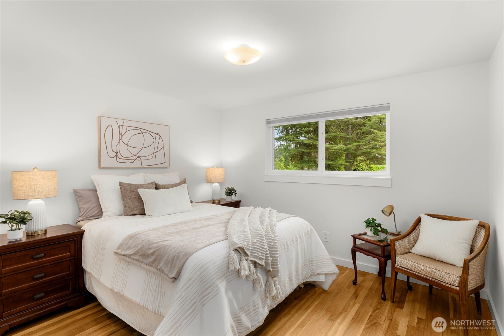 Bellevue, Washington, 98008, United States, 5 Bedrooms Bedrooms, ,2 BathroomsBathrooms,Residential,For Sale,1941781