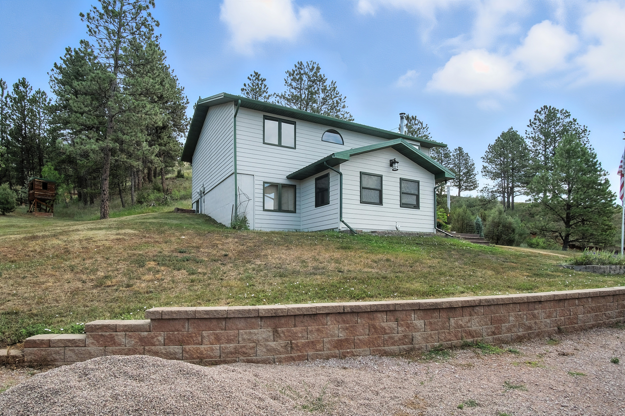 Hot Springs, South Dakota, 57747, United States, 4 Bedrooms Bedrooms, ,2 BathroomsBathrooms,Residential,For Sale,1888090