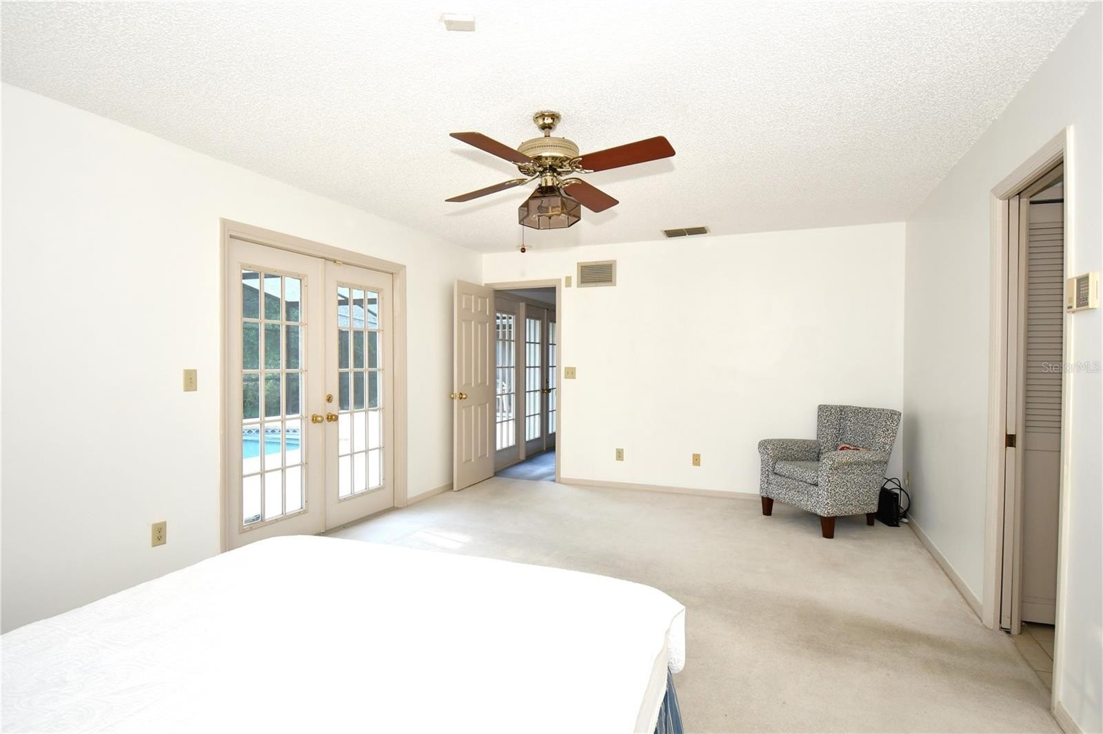 MOUNT DORA, Florida, 32757, United States, 3 Bedrooms Bedrooms, ,2 BathroomsBathrooms,Residential,For Sale,1975805