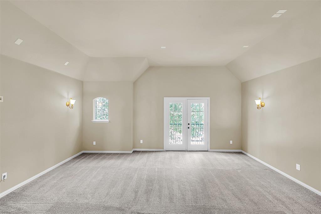 Grand Prairie, Texas, 75054, United States, 4 Bedrooms Bedrooms, ,4 BathroomsBathrooms,Residential,For Sale,1977101