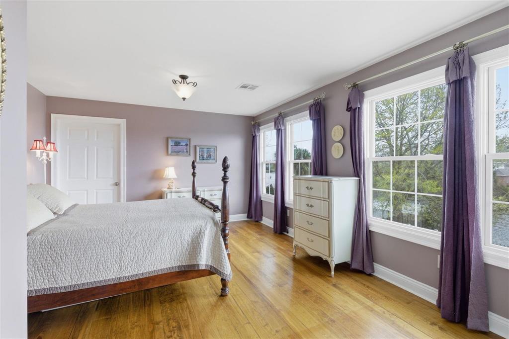 Lake Charles, Louisiana, 70601, United States, 3 Bedrooms Bedrooms, ,3 BathroomsBathrooms,Residential,For Sale,2024711