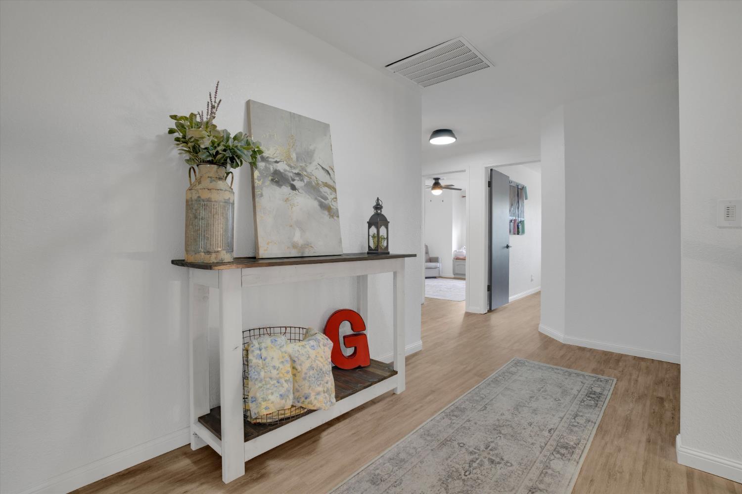 Turlock, California, 95382, United States, 4 Bedrooms Bedrooms, ,3 BathroomsBathrooms,Residential,For Sale,1975222