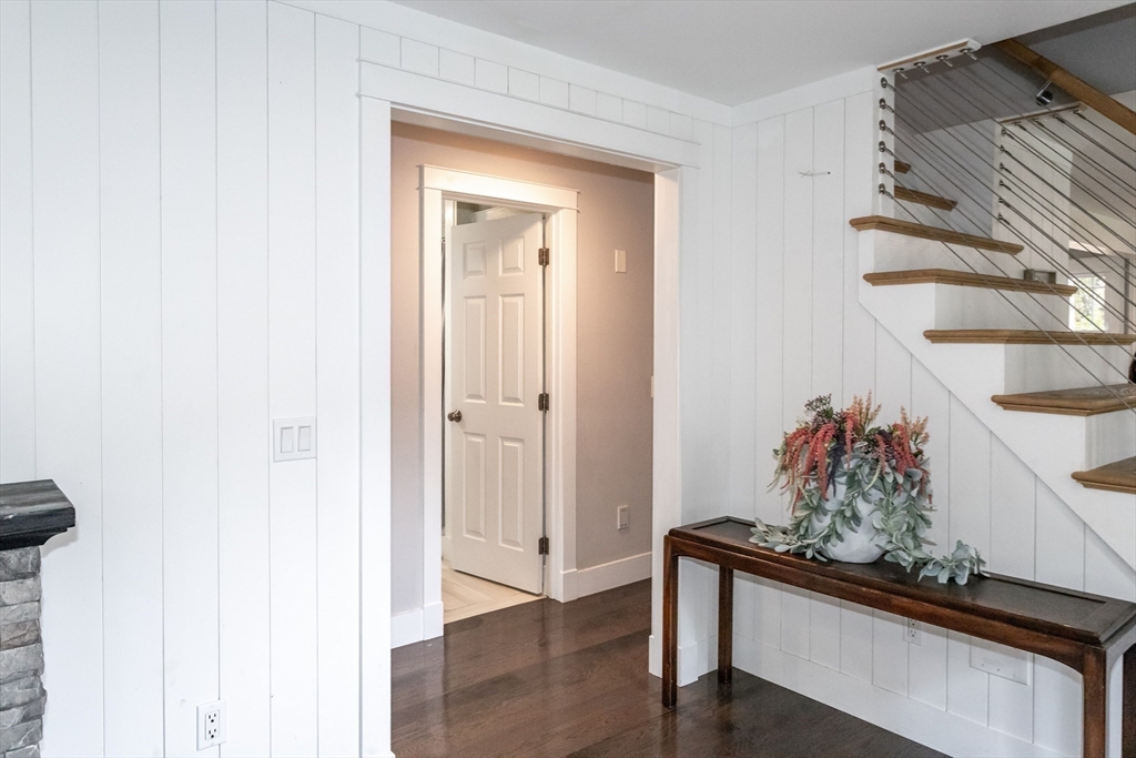 Westfield, Massachusetts, 01085, United States, 4 Bedrooms Bedrooms, ,2 BathroomsBathrooms,Residential,For Sale,1967509