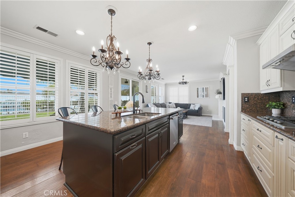 Murrieta, California, 92562, United States, 5 Bedrooms Bedrooms, ,4 BathroomsBathrooms,Residential,For Sale,2049135