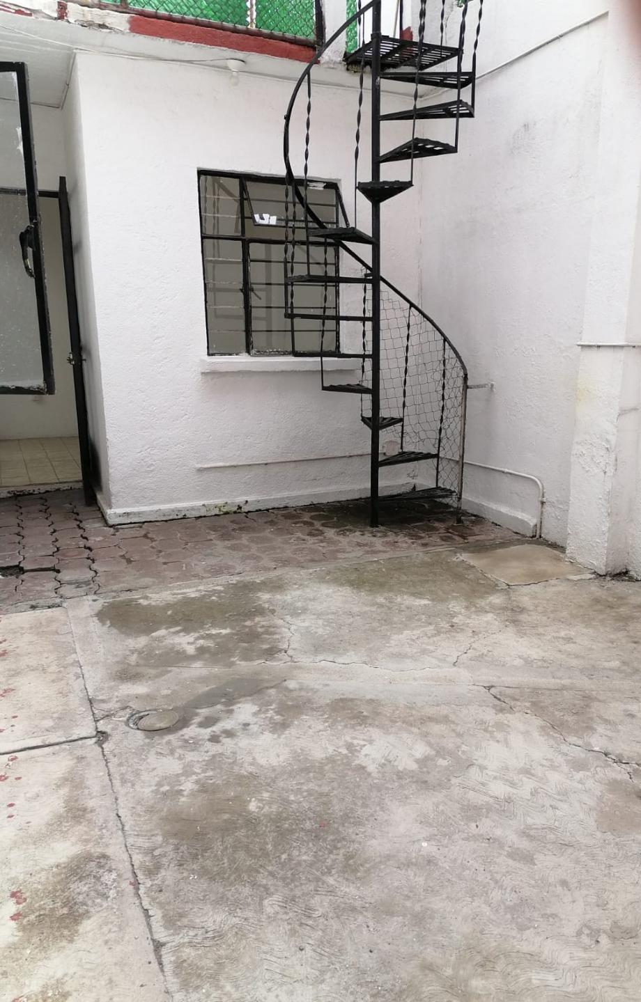 Azcapotzalco, Ciudad de México, 02080, Mexico, 7 Bedrooms Bedrooms, ,4 BathroomsBathrooms,Residential,For Sale,1917251