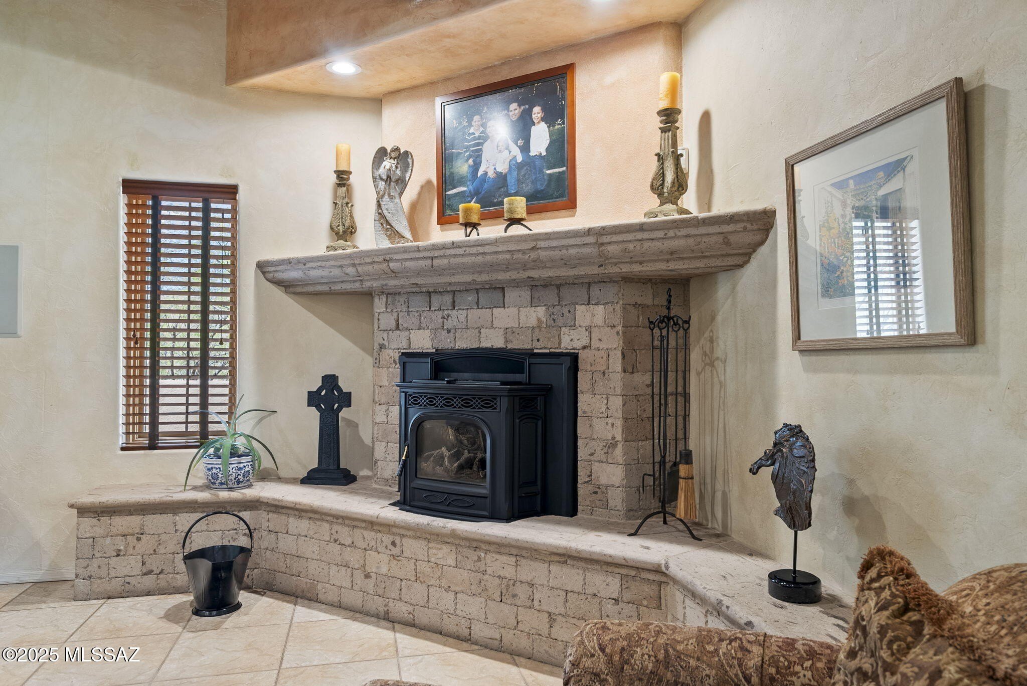 Nogales, Arizona, 85621, United States, 4 Bedrooms Bedrooms, ,7 BathroomsBathrooms,Residential,For Sale,1975895