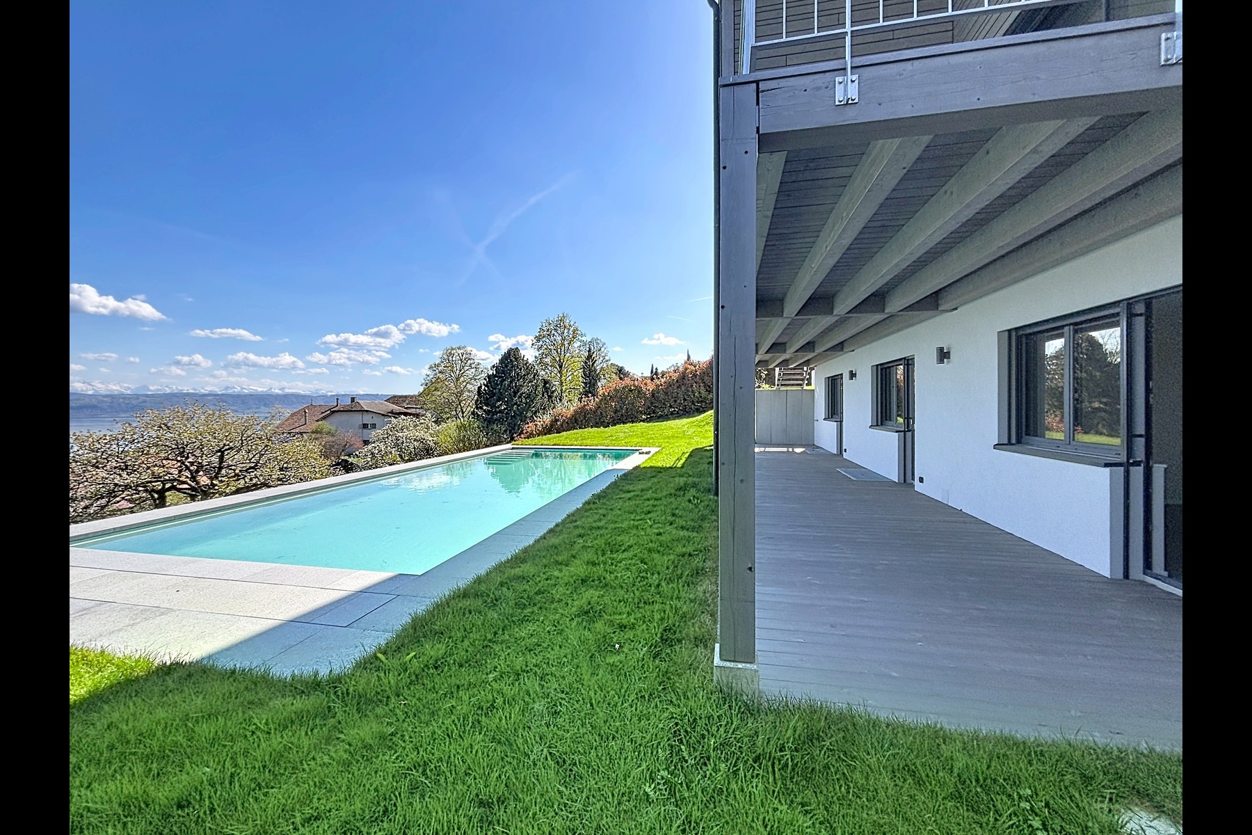  Nestled between the lake and the mountains, a magnificent, one-of-a-kind villa - 物件實景