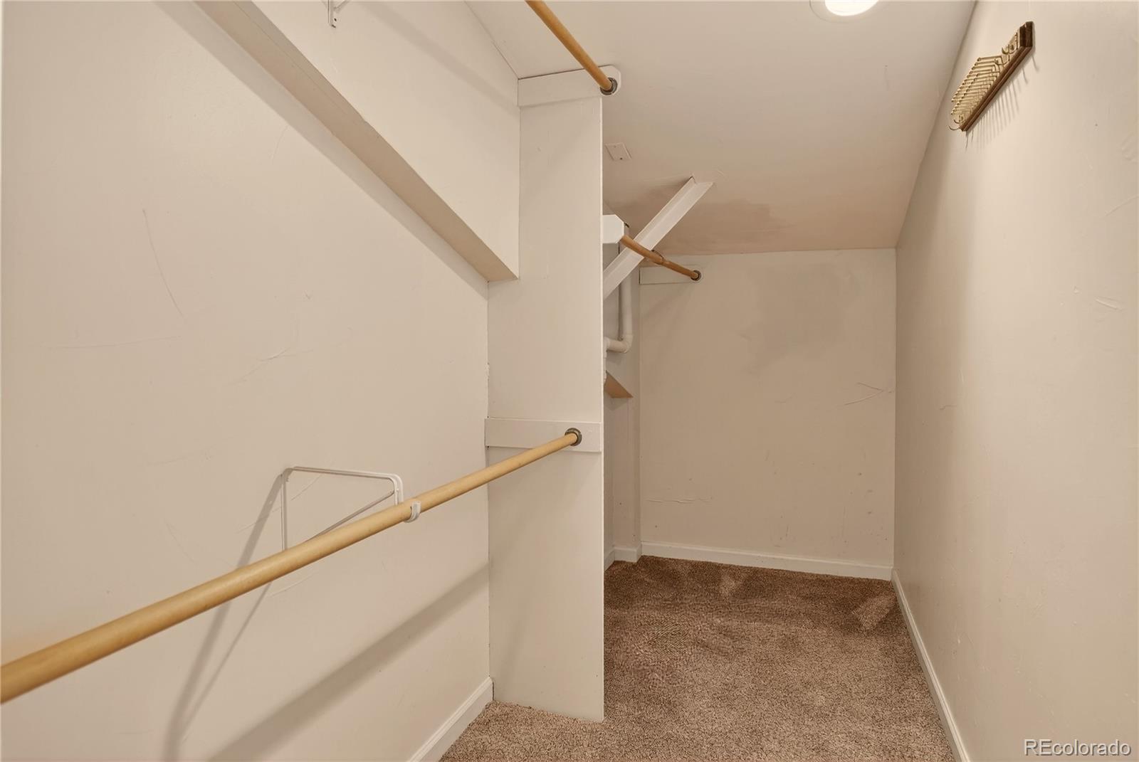 Evergreen, Colorado, 80439, United States, 2 Bedrooms Bedrooms, ,4 BathroomsBathrooms,Residential,For Sale,1951155