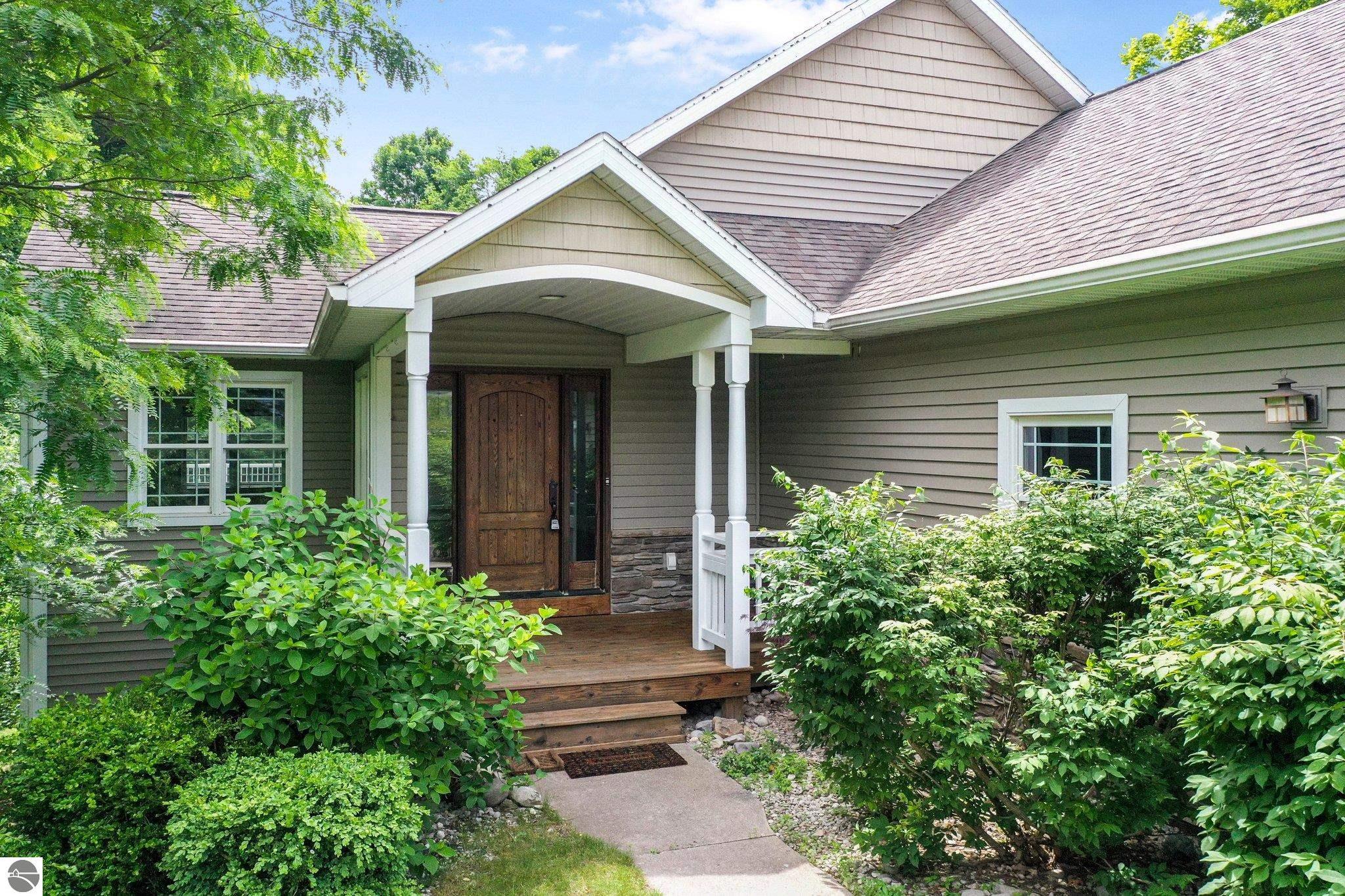 Traverse City, Michigan, 49684, United States, 5 Bedrooms Bedrooms, ,4 BathroomsBathrooms,Residential,For Sale,1835244
