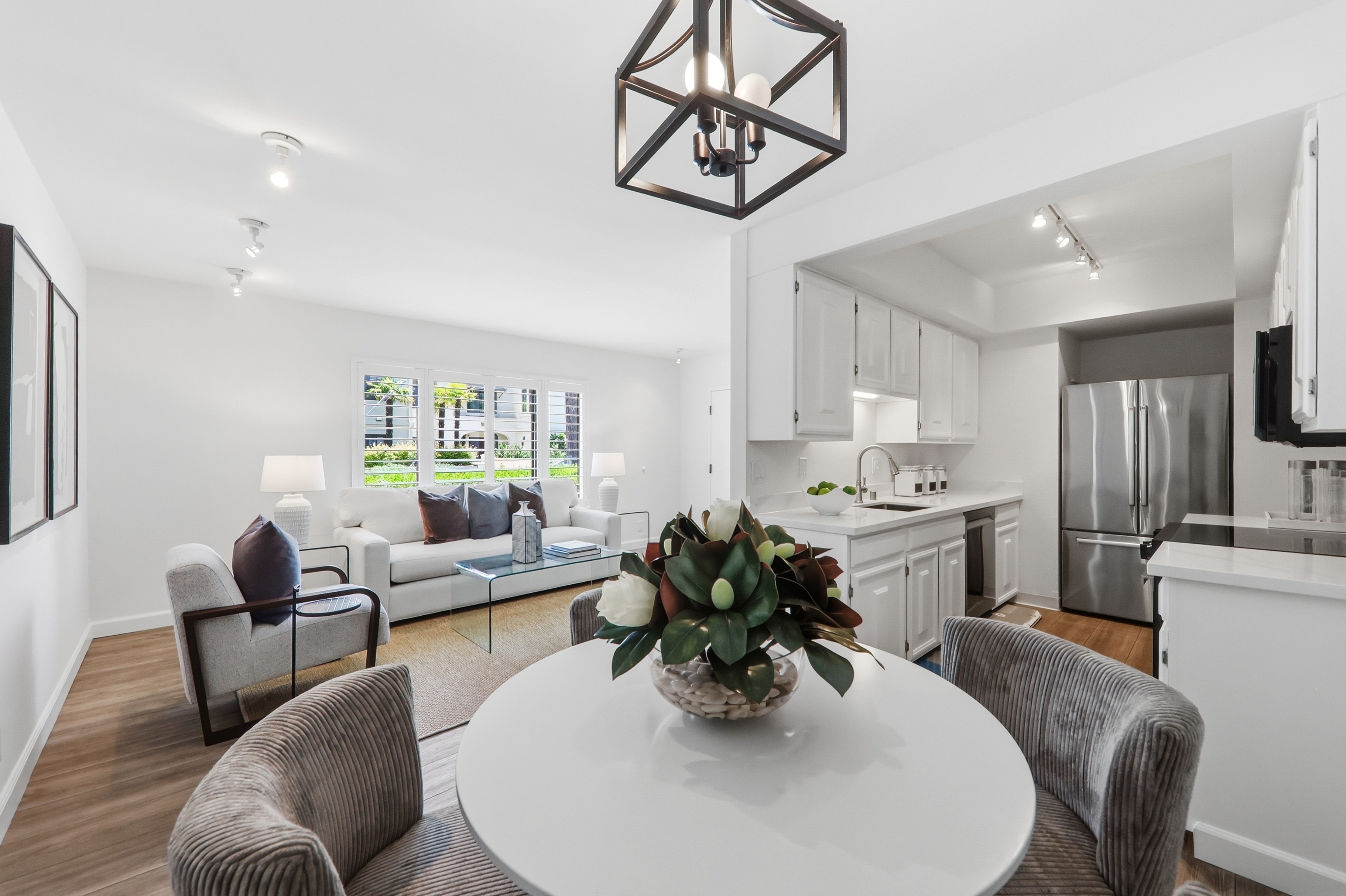  Convenient Ground-Floor Condo in the Heart of San Carlos - 物件實景
