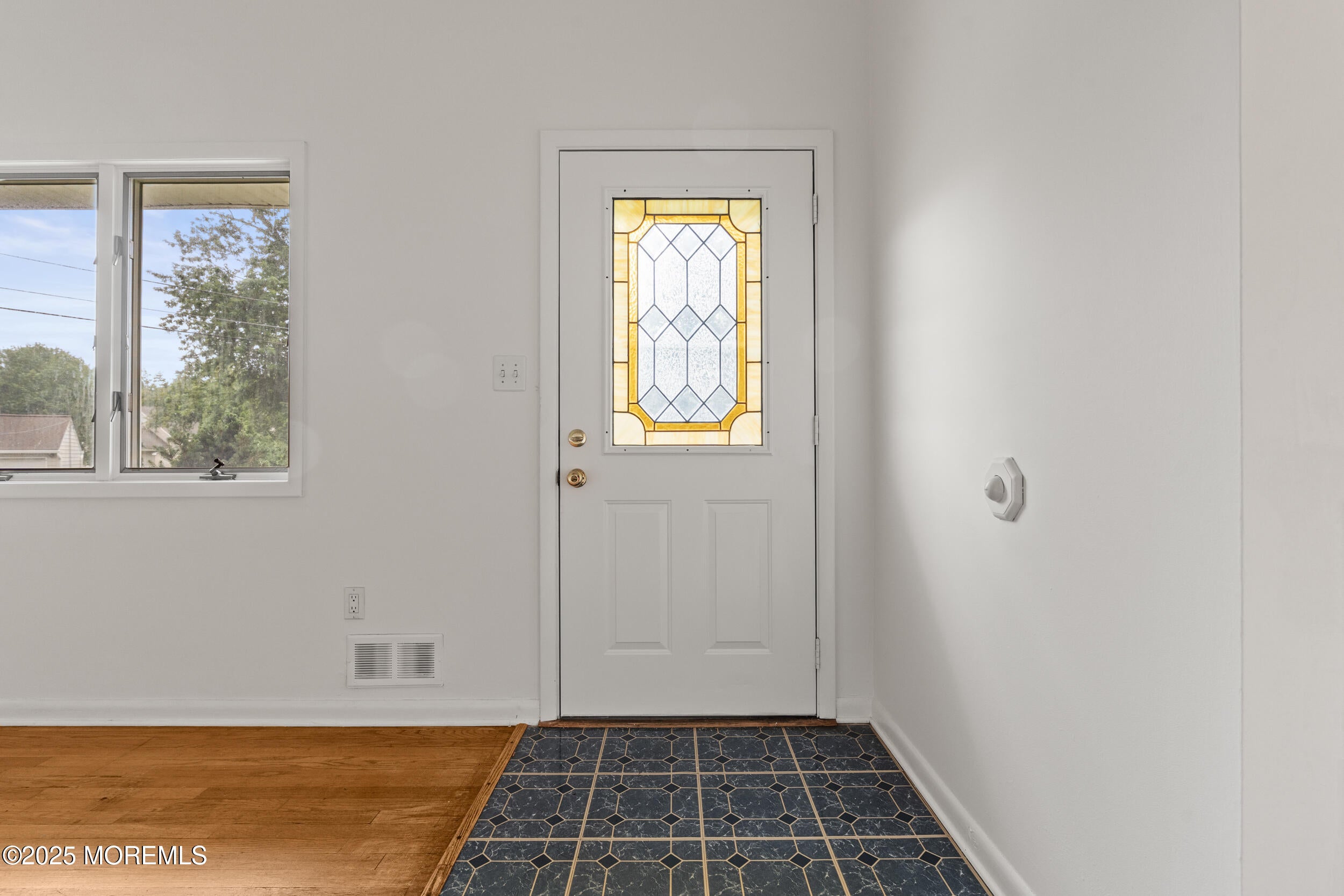 Oakhurst, New Jersey, 07755, United States, 3 Bedrooms Bedrooms, ,2 BathroomsBathrooms,Residential,For Sale,1923231