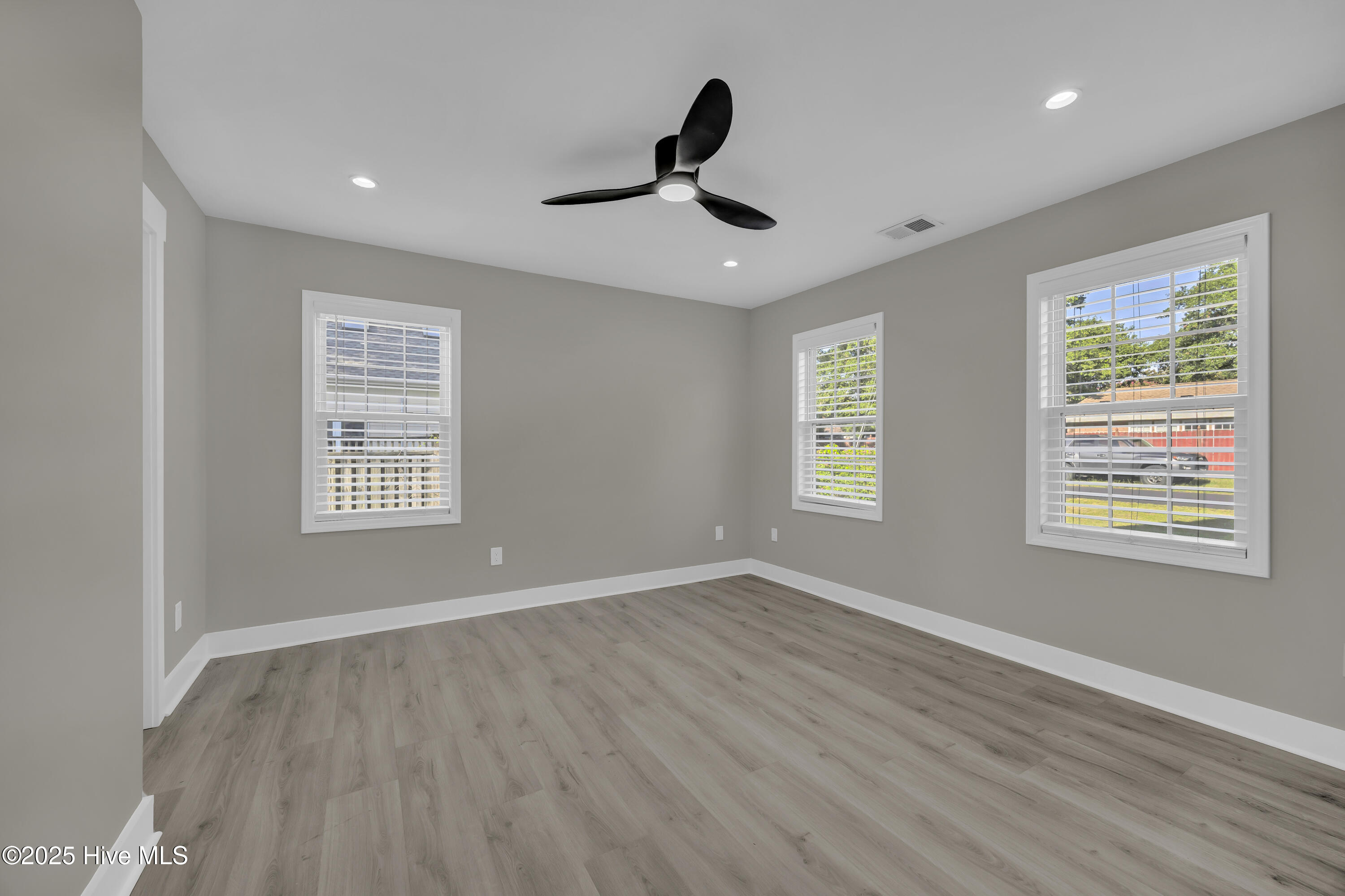 Carolina Beach, North Carolina, 28428, United States, 4 Bedrooms Bedrooms, ,4 BathroomsBathrooms,Residential,For Sale,1906698