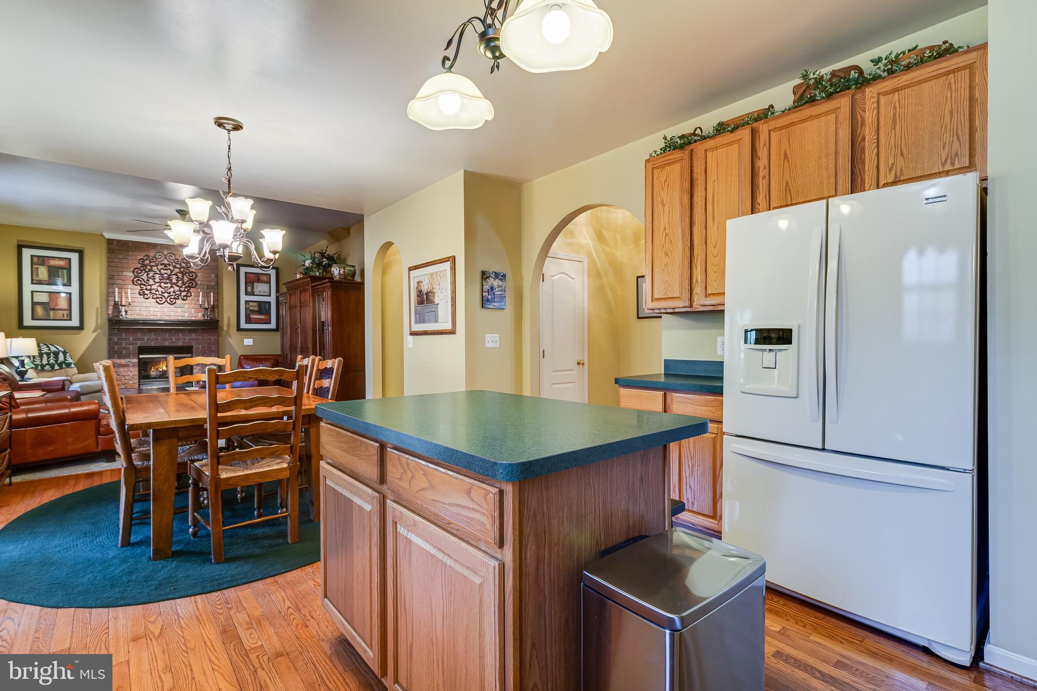 Waldorf, Maryland, 20601, United States, 5 Bedrooms Bedrooms, ,3 BathroomsBathrooms,Residential,For Sale,2006128