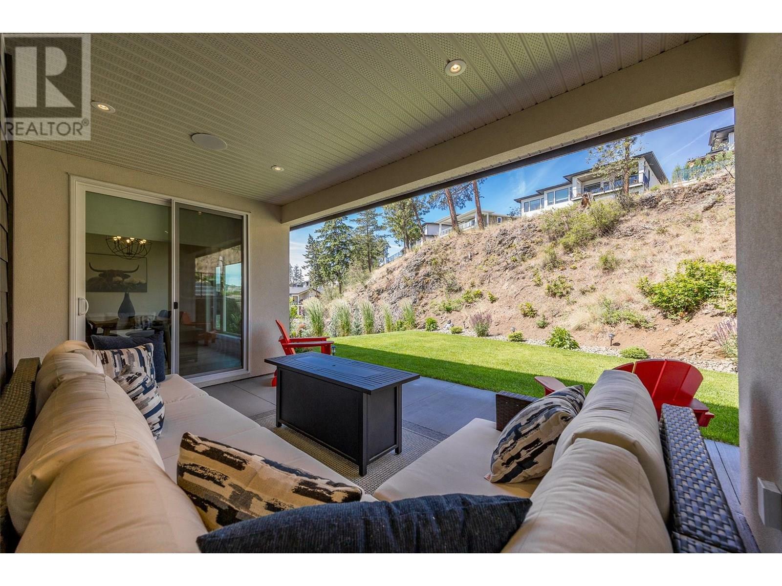 KELOWNA, British Columbia, V1V 0C9, CA, 5 Bedrooms Bedrooms, ,4 BathroomsBathrooms,Residential,For Sale,1875451