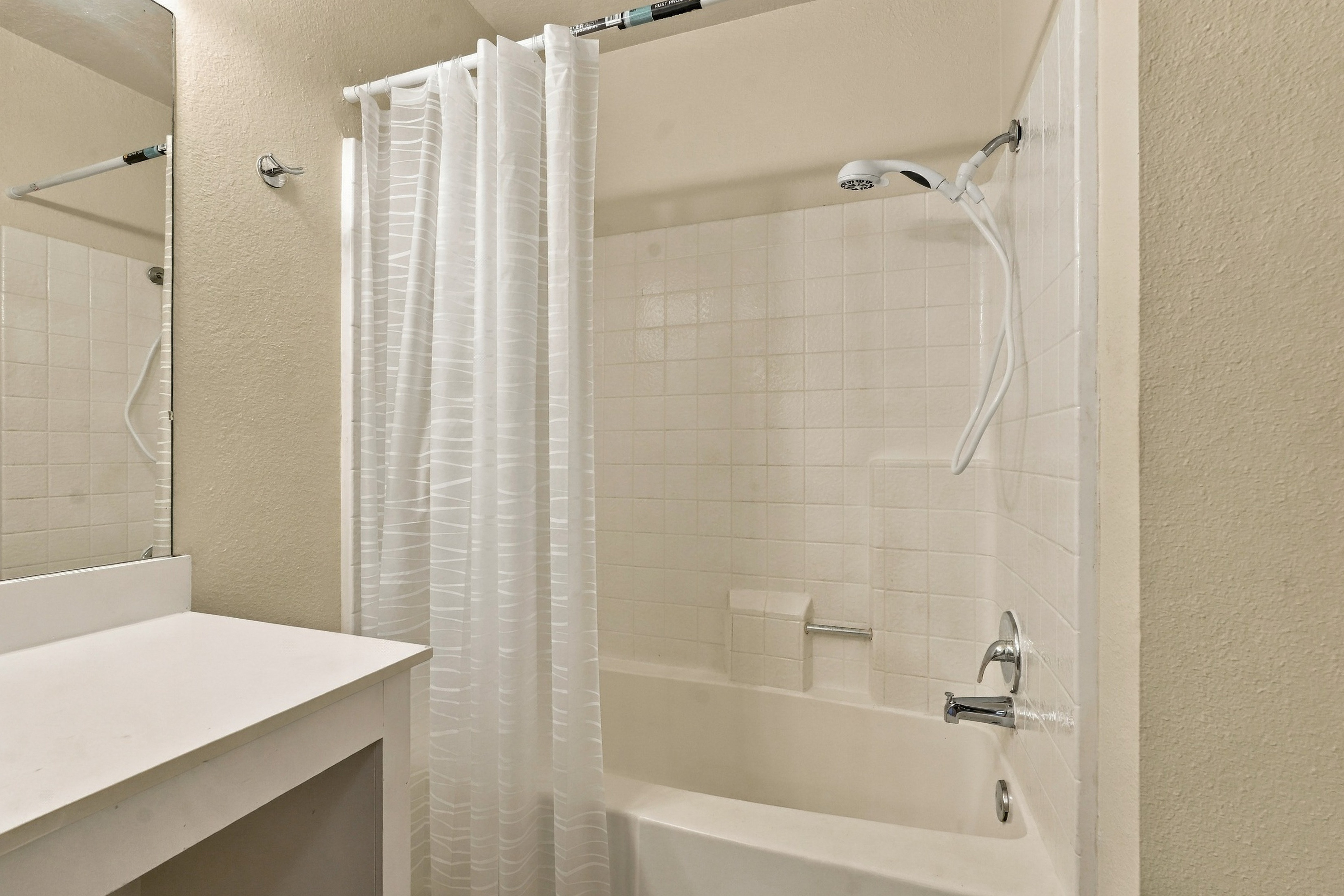  5985 Dandridge Lane, San Diego, CA 92115 - 物件實景