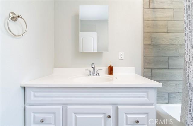 Los Angeles, California, 90044, United States, 3 Bedrooms Bedrooms, ,1 BathroomBathrooms,Residential,For Sale,1986044