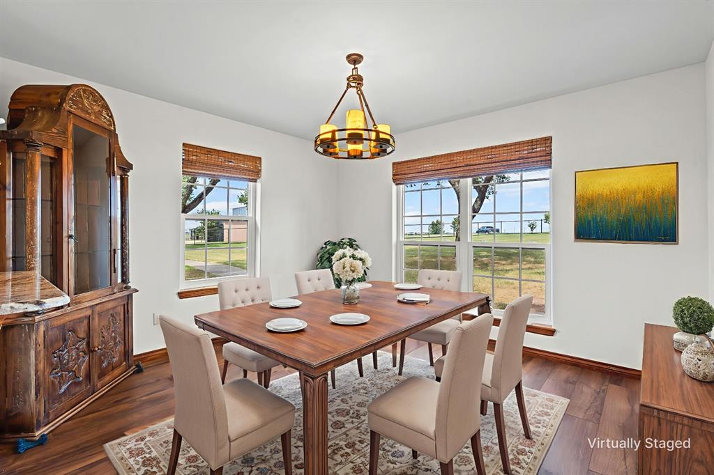 Cleburne, Texas, 76031, United States, 4 Bedrooms Bedrooms, ,3 BathroomsBathrooms,Residential,For Sale,1918510
