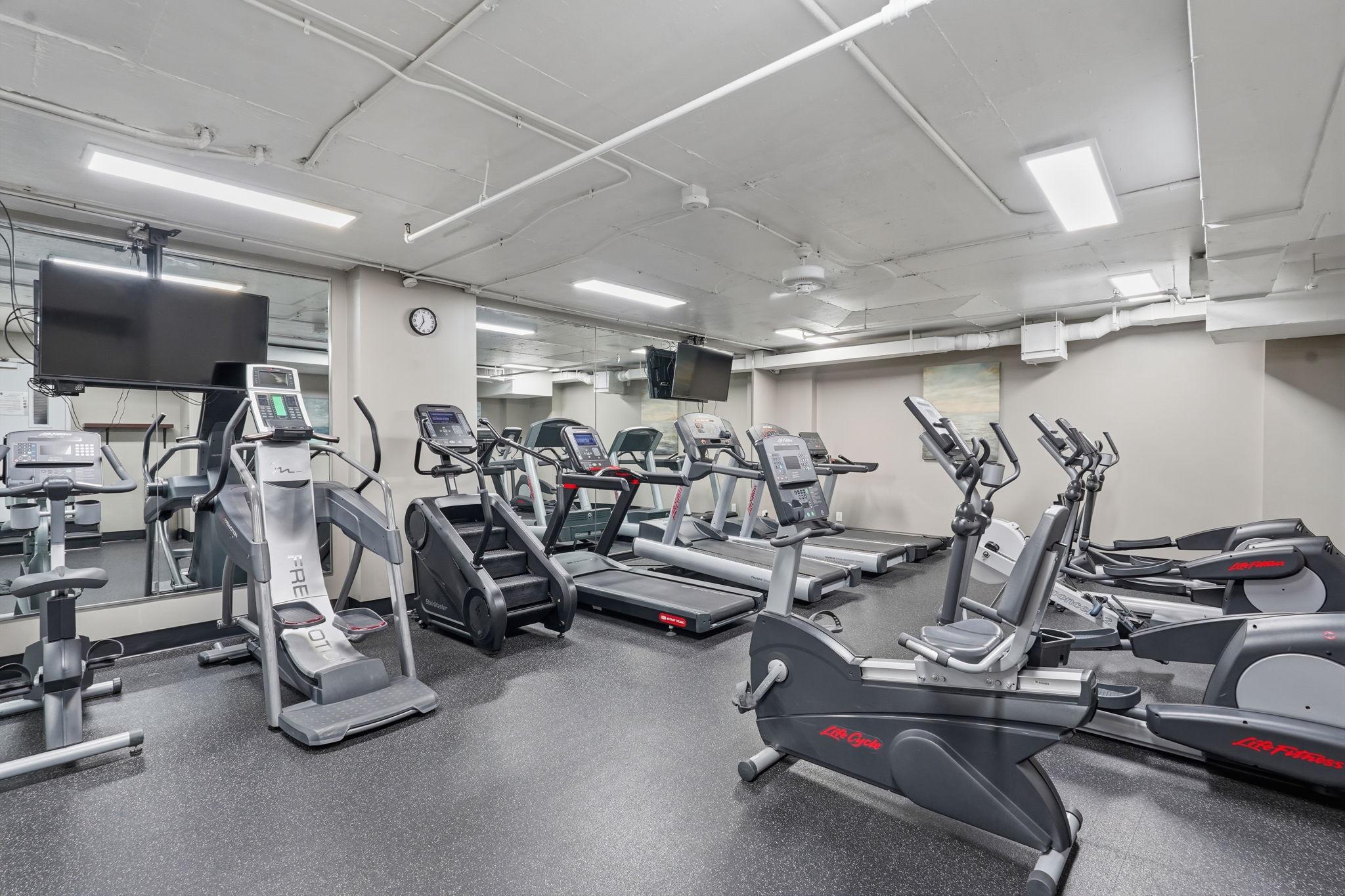  3800 Powell Lane, Falls Church, VA, 22041 - 物件實景