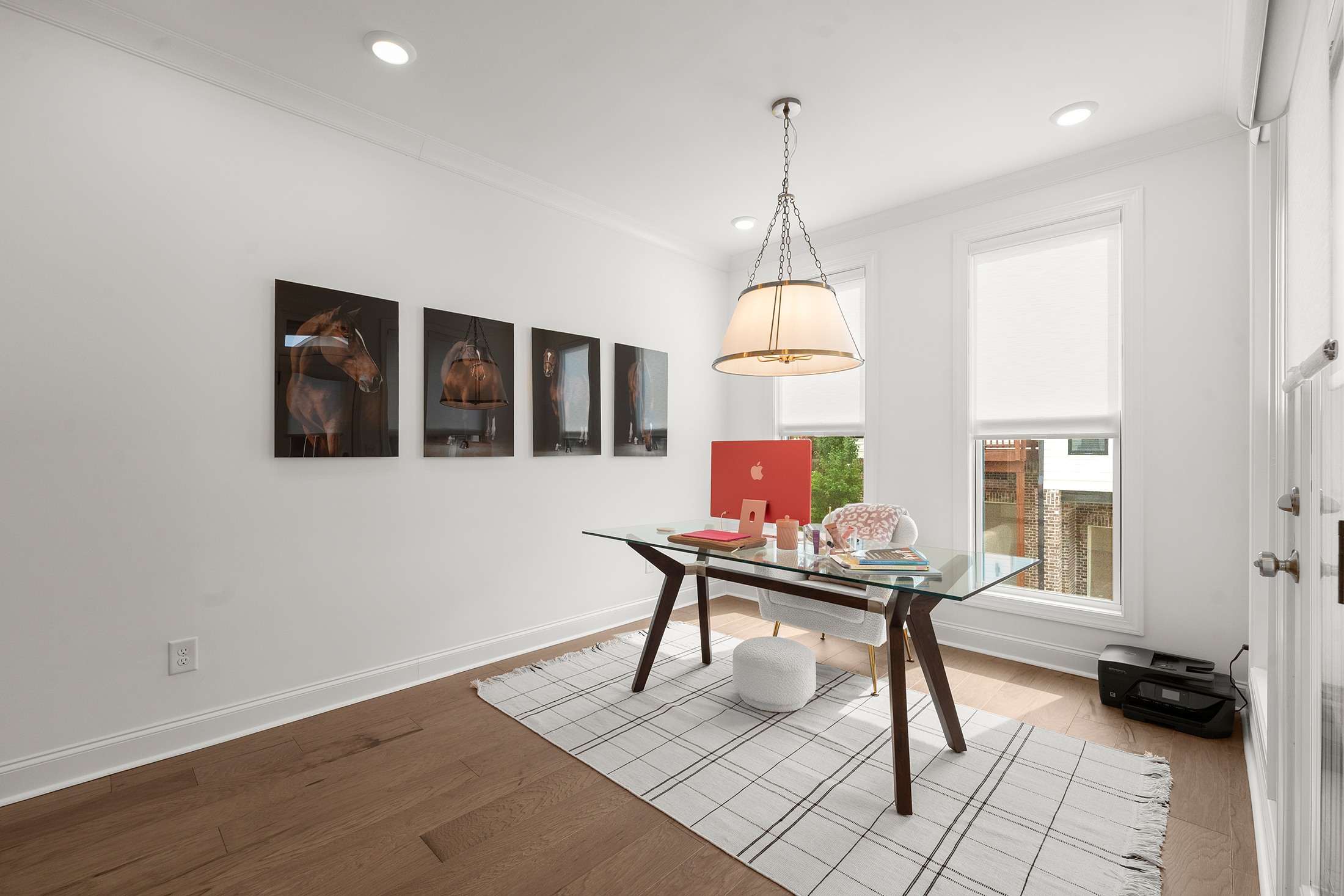  Welcome to One of the Most Desirable Locations and Homes in Upscale Ecco Park - 物件實景