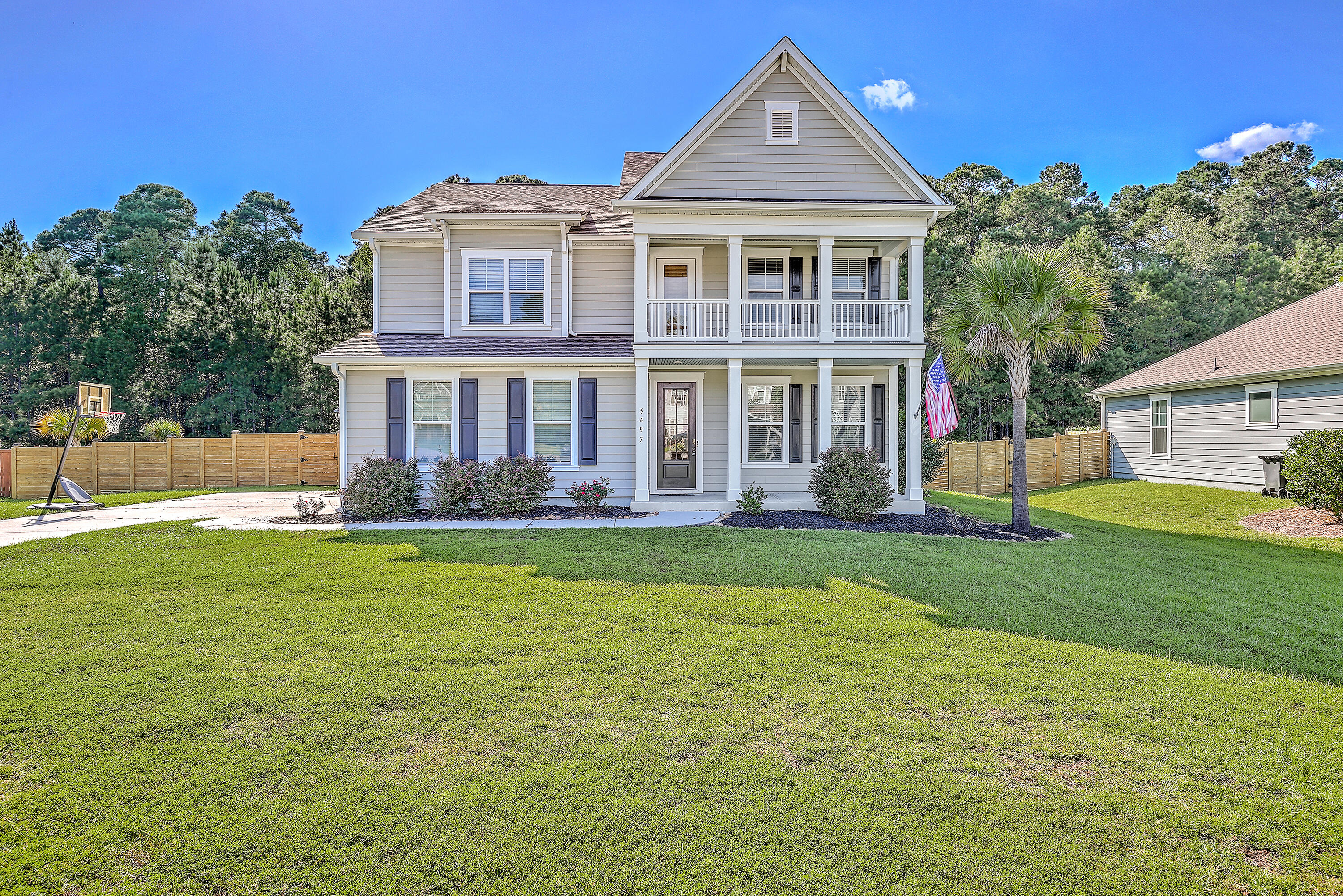 Summerville, South Carolina, 29483, United States, 4 Bedrooms Bedrooms, ,3 BathroomsBathrooms,Residential,For Sale,1928541