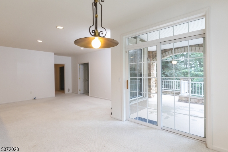 Rockaway Twp., New Jersey, 07866-5821, United States, 2 Bedrooms Bedrooms, ,2 BathroomsBathrooms,Residential,For Sale,1915485