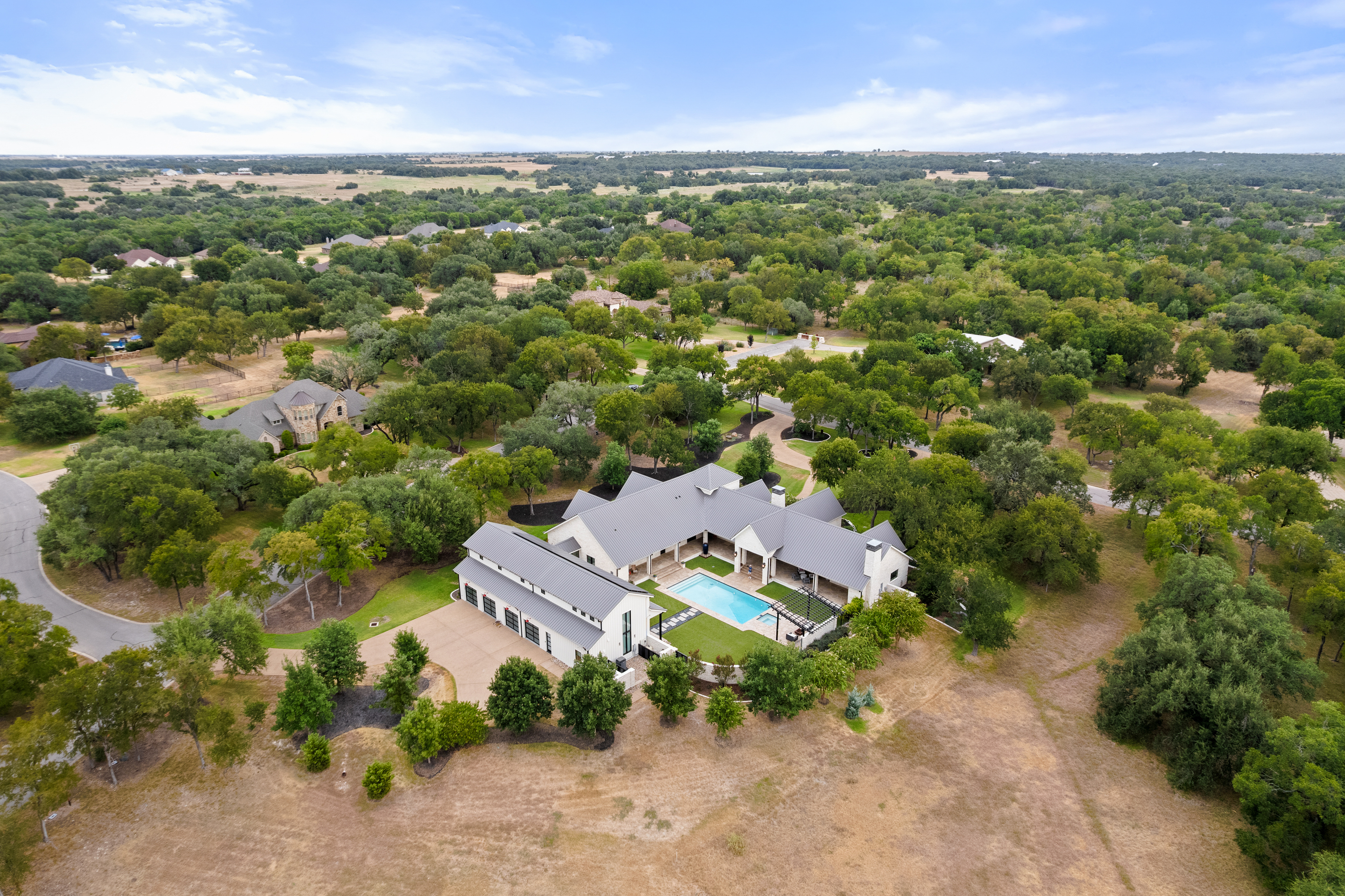  Rare Expression of Refined Hill Country Living - 物件實景