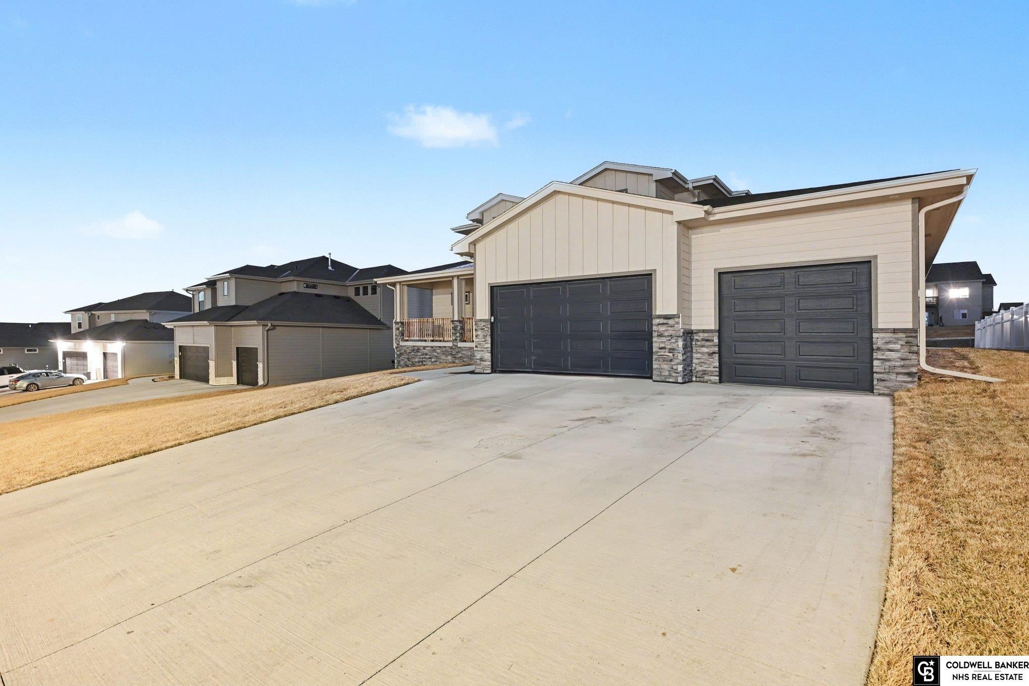 109th St, Papillion, NE 68046 #1