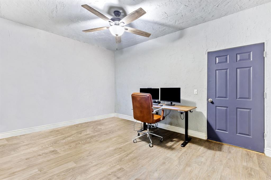 Greenville, Texas, 75402, United States, 3 Bedrooms Bedrooms, ,3 BathroomsBathrooms,Residential,For Sale,1905873