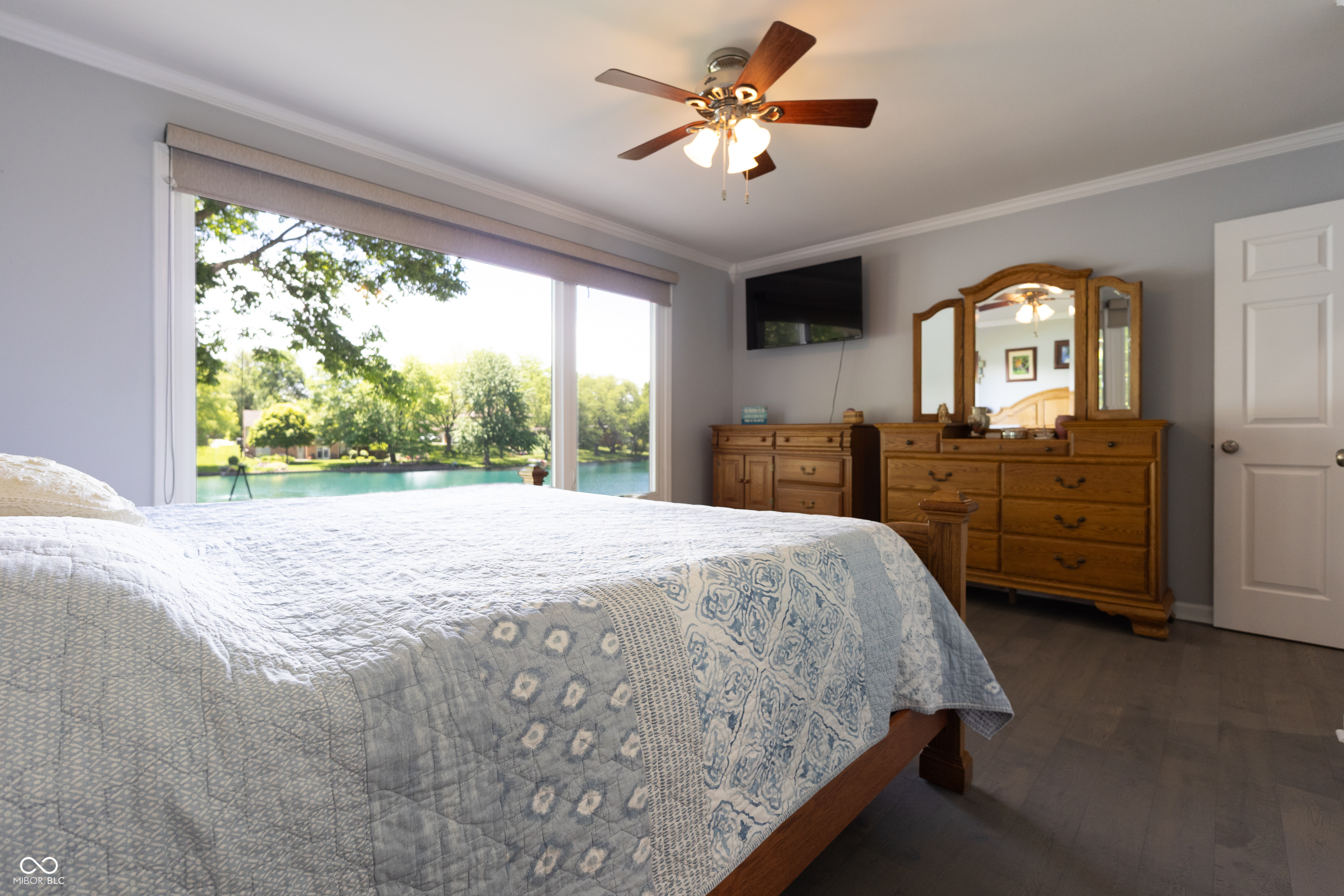 Columbus, Indiana, 47203, United States, 5 Bedrooms Bedrooms, ,6 BathroomsBathrooms,Residential,For Sale,1975671