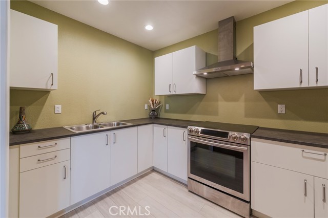 Anaheim, California, 92805, United States, 3 Bedrooms Bedrooms, ,2 BathroomsBathrooms,Residential,For Sale,1935662