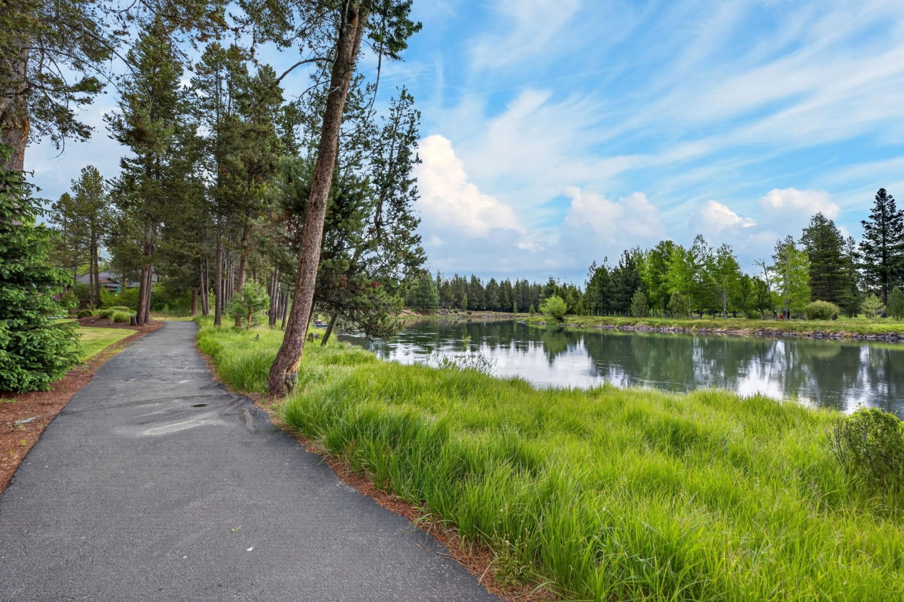  16839 Pony Express Way Bend, OR 97707 - 物件實景