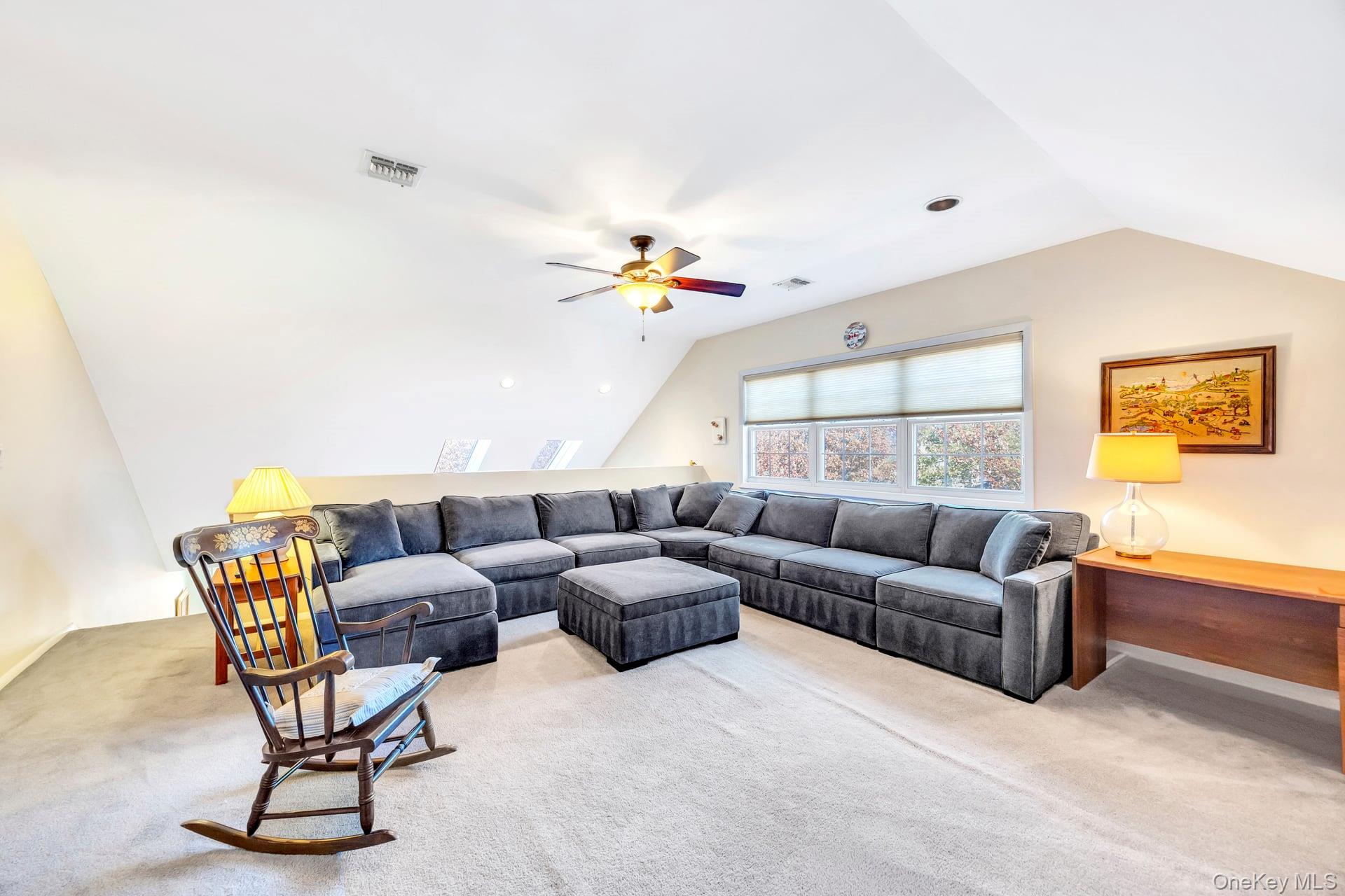 Nesconset, New York, 11767, United States, 2 Bedrooms Bedrooms, ,2 BathroomsBathrooms,Residential,For Sale,1988274