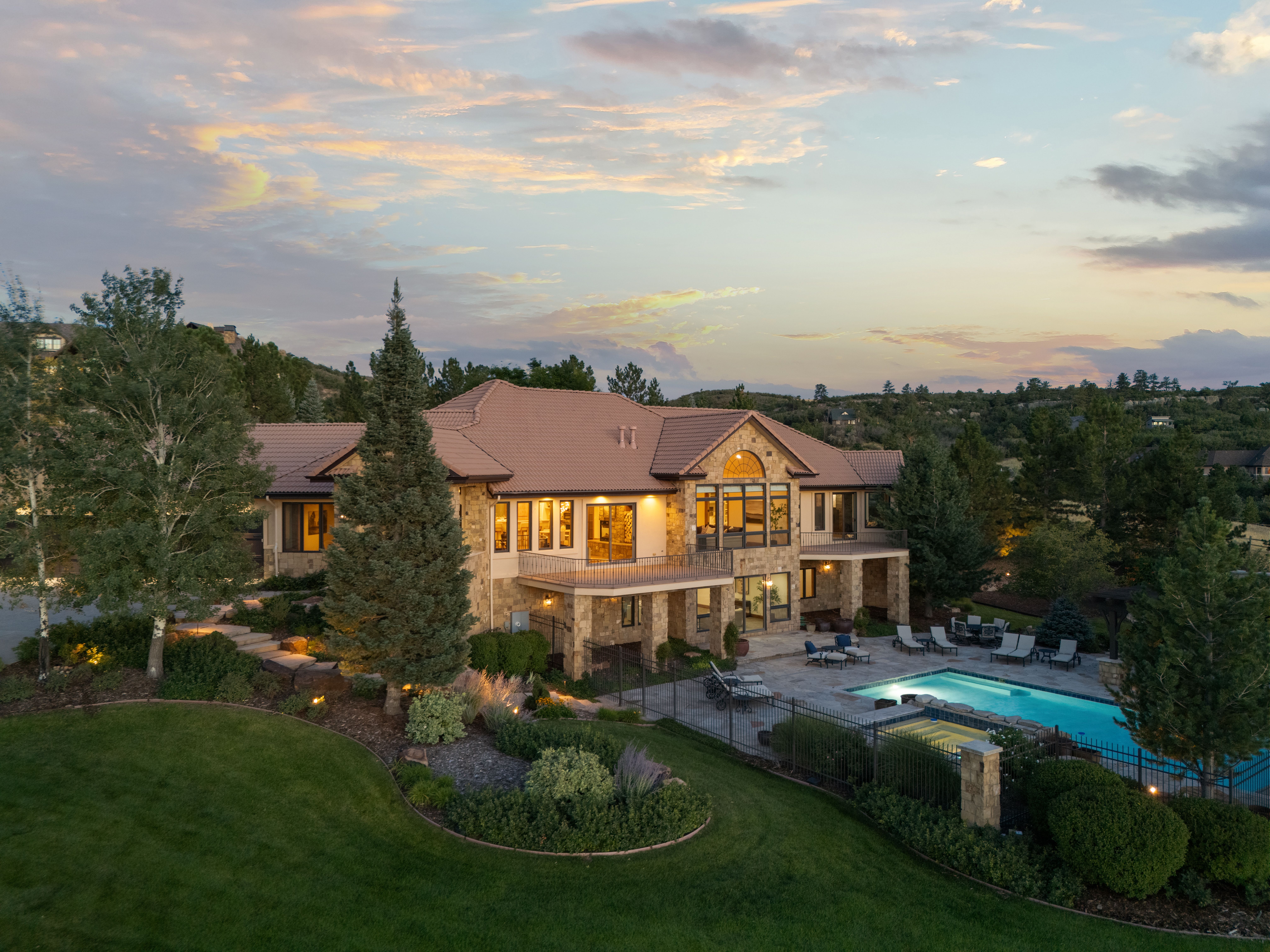 Legacy Estate Custom Residence In Highly Coveted McArthur Ranch - 物件實景