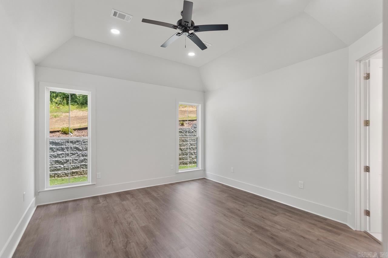 Benton, Arkansas, 72019, United States, 5 Bedrooms Bedrooms, ,4 BathroomsBathrooms,Residential,For Sale,1998689