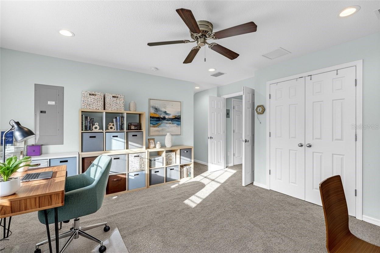 WEIRSDALE, Florida, 32195, United States, 5 Bedrooms Bedrooms, ,3 BathroomsBathrooms,Residential,For Sale,1979385