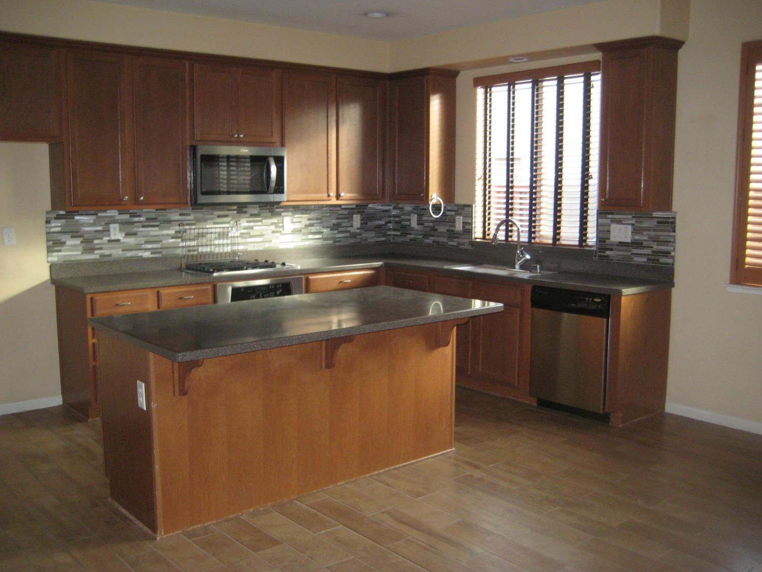 Live Oak, California, 95953, United States, 6 Bedrooms Bedrooms, ,4 BathroomsBathrooms,Residential,For Sale,2012382