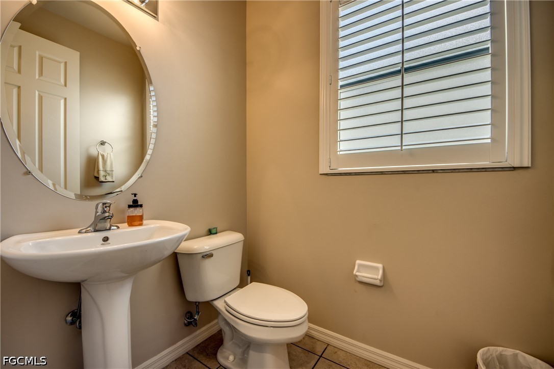 Cape Coral, Florida, 33904, United States, 6 Bedrooms Bedrooms, ,4 BathroomsBathrooms,Residential,For Sale,2006453